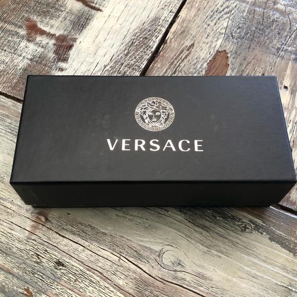 Versace sunglasses - Picture 2 of 8
